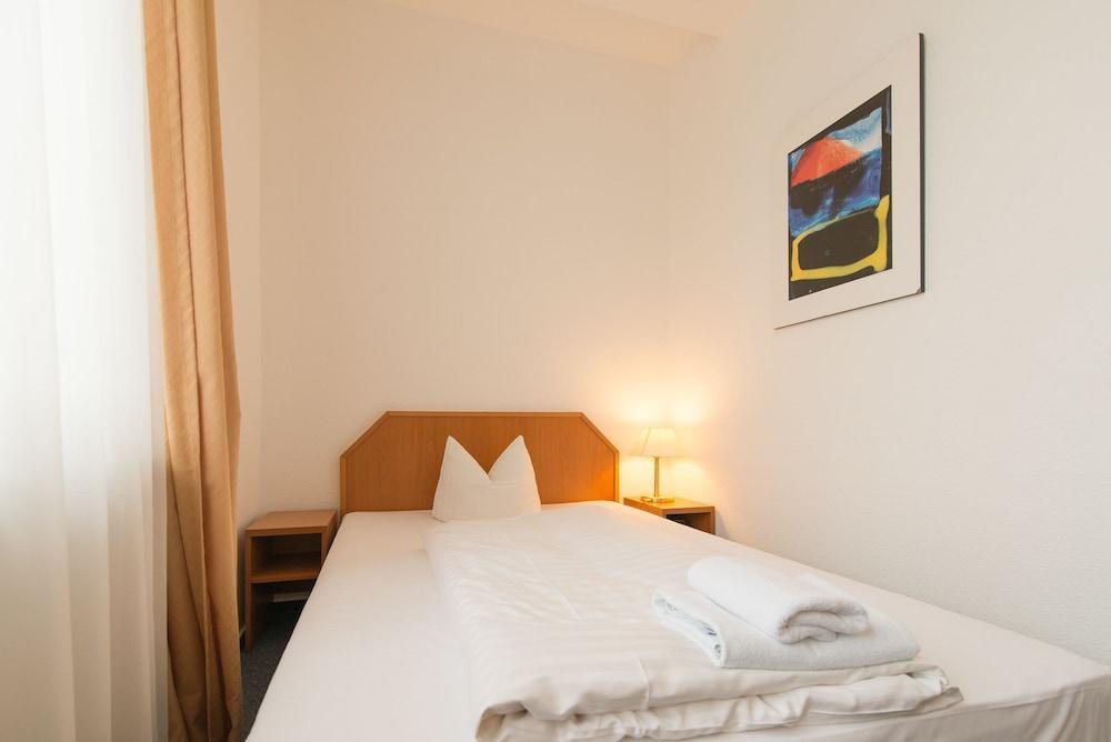 Goethe Hotel Messe By Trip Inn Франкфурт-на-Майне Экстерьер фото